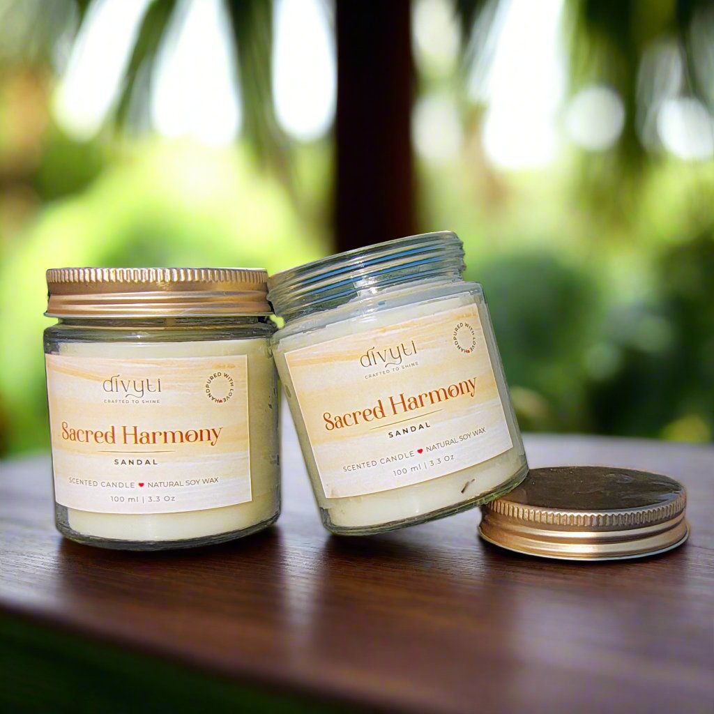 Divyti_Sacred_Sandal_Candle